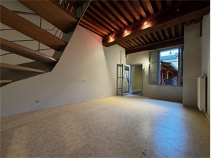 t3 à la vente -   01190  PONT DE VAUX, surface 68 m2 vente t3 - UBI457636832